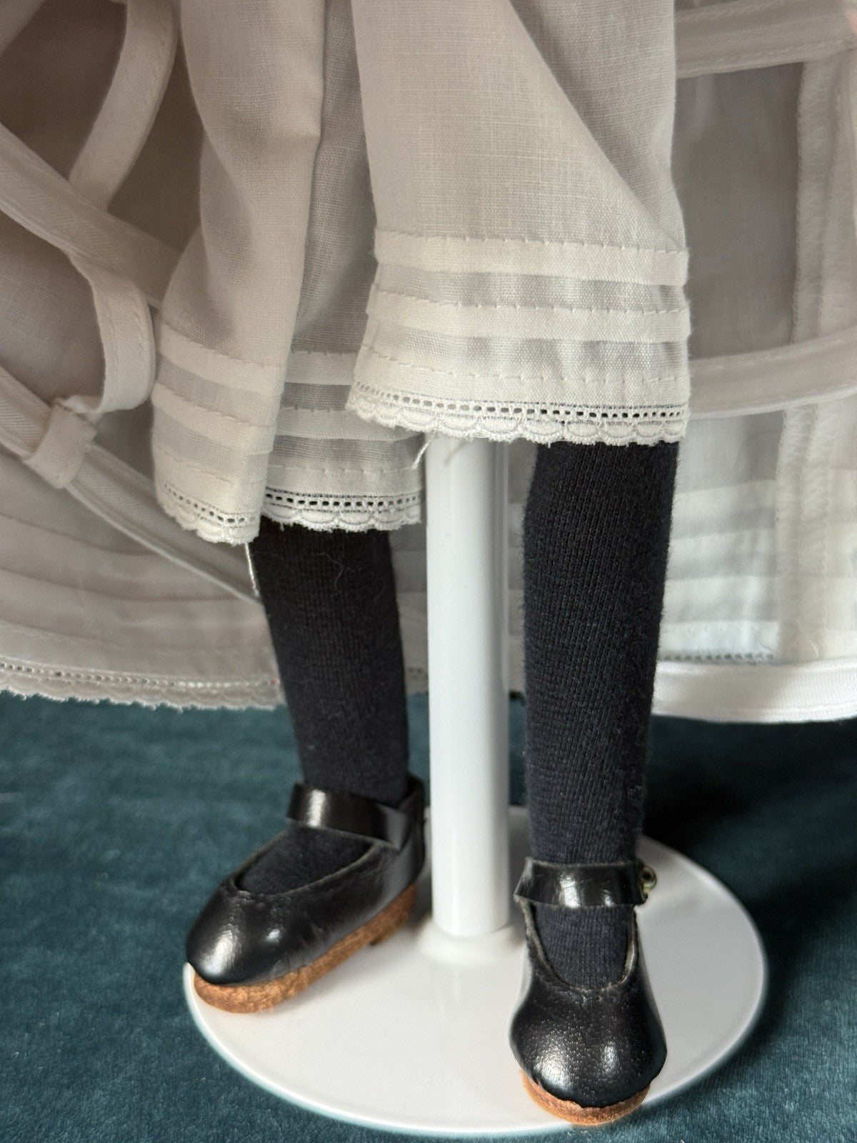 MIB Wendy Lawton “Miss Jo March” Wooden and Porcelain 14” Doll LE 175 COA/Tag