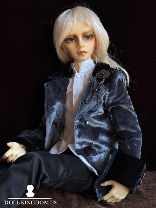 Volks 26” Super Dollfie SD17 Boy Williams The Darkness of Ensign (?) BJD Doll