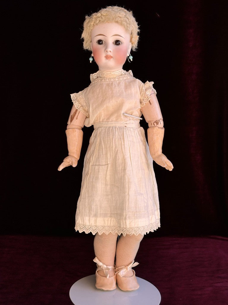 Antique German 20.5” Sonnenberg 117 Belton Type Closed Mouth Bisque Head Doll
