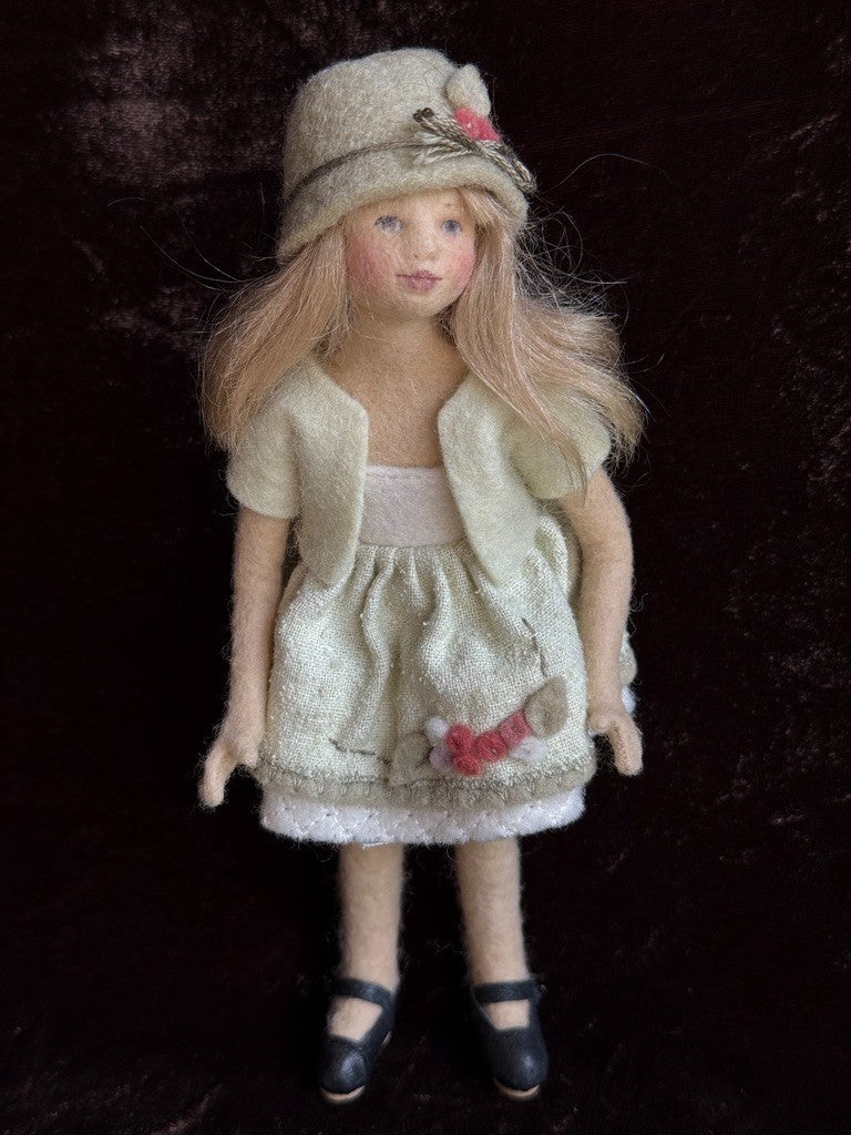 Collectible Maggie lacono 7" Margaret Doll New in Box with UFDC Souvenir Pin