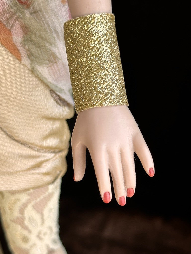 Tonner Ellowyne Wilde "Does This Make Me Look Too Happy?" Wigged Doll