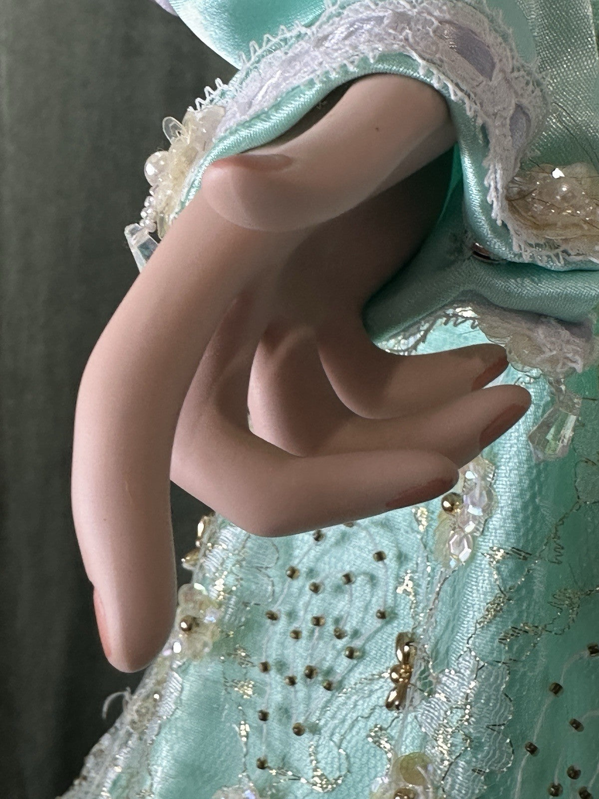 Collectible Large 42” Porcelain Doll “Rustie ” by Rustie LE 2000 COA/Stand