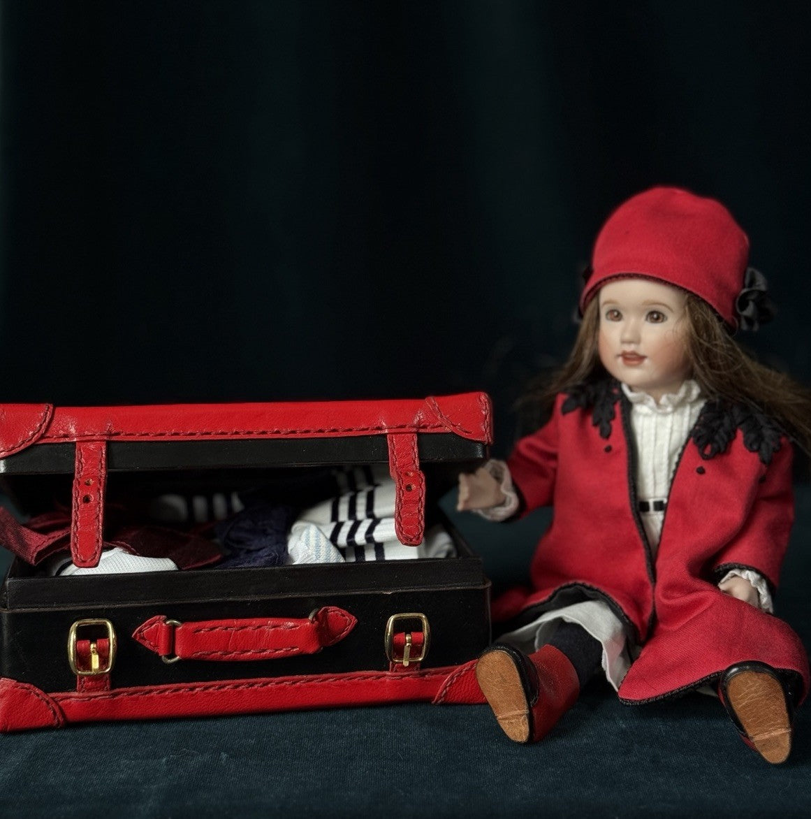 MIB Wendy Lawton 1997 “The Lawton Travel Doll” Wooden and Porcelain 9” Doll