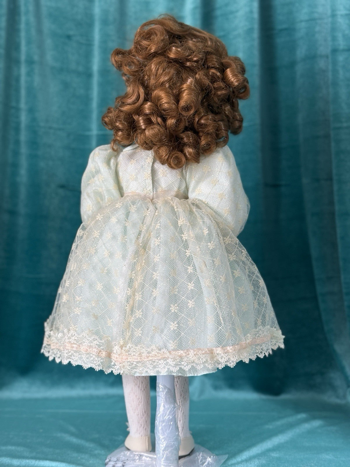 MIB Reproduction of Antique French A.14.T. Porcelain 18” Doll By Louis Nichole