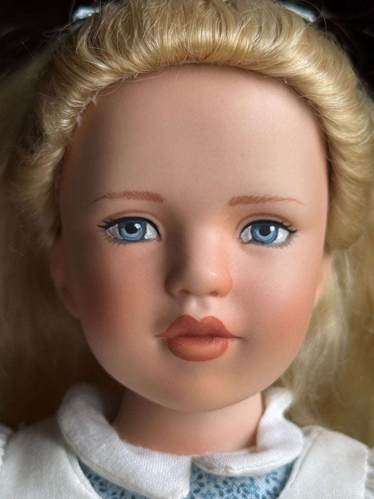Rare Robert Tonner Porcelain 14” Classic Alice Doll LE 50 in Box