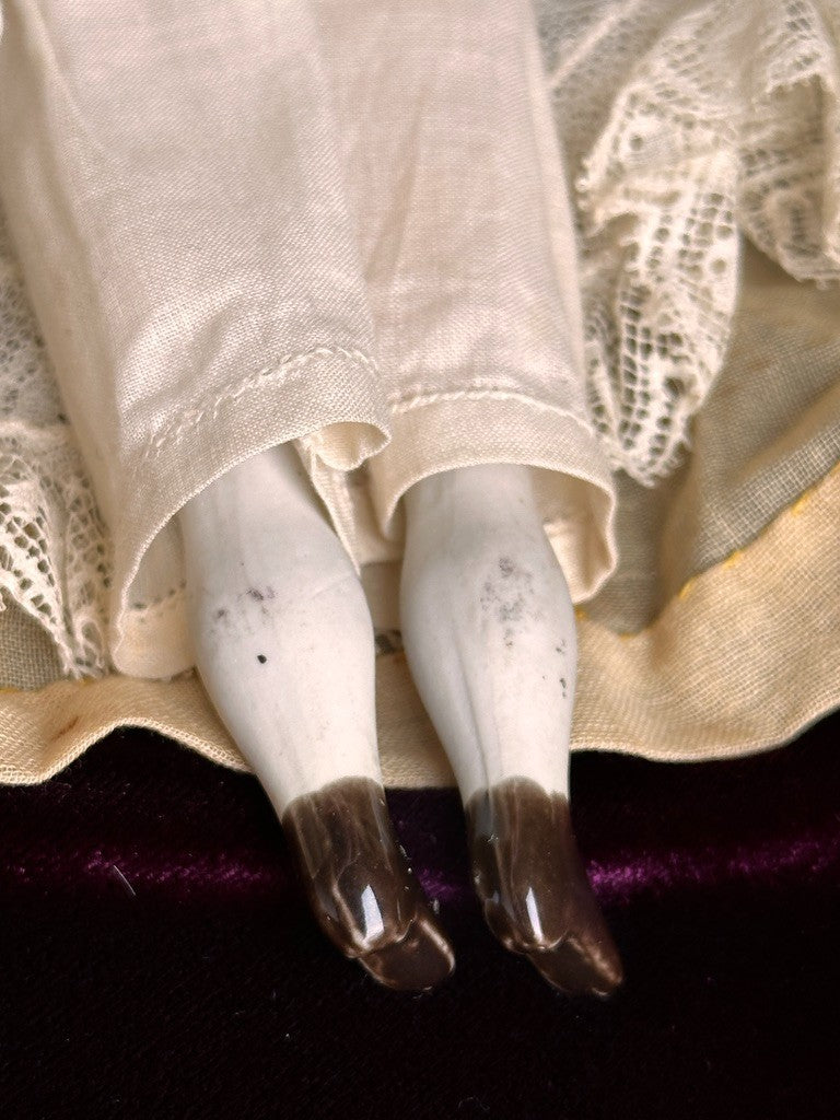 Antique German Cabinet Size 9.75” Flat Top China Shoulder Head Doll