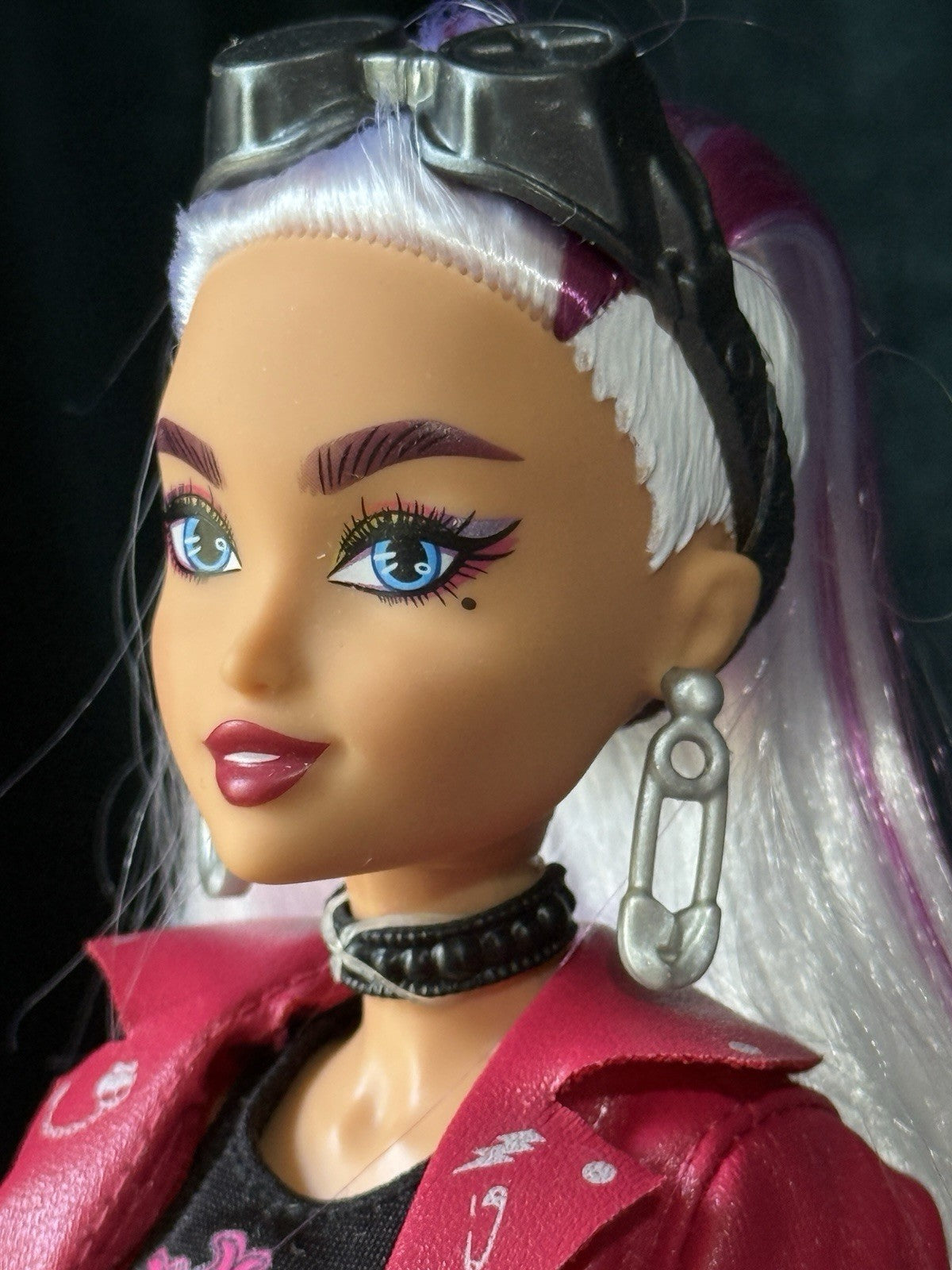 Lot Of 5 Wild Hearts Crew Mattel & Barbie Sapphire Anniversary Fashion Dolls