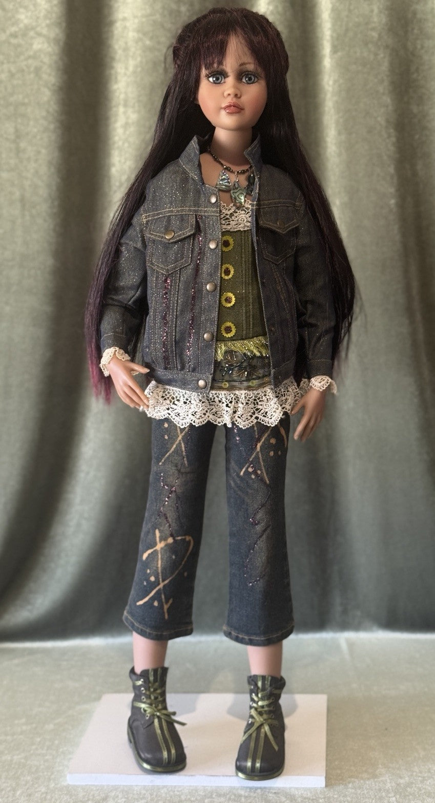 Collectible Artist Vinyl 30” Doll Maggie by Jan Mclean COA/Tag/Stand LE 494