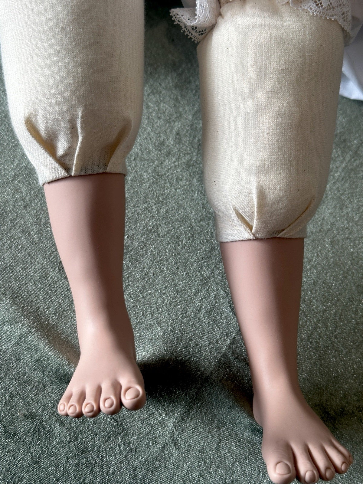 Collectible Artist 23” Porcelain Doll “Ganseliesel” by Ute Kase Lepp LE 50 COA