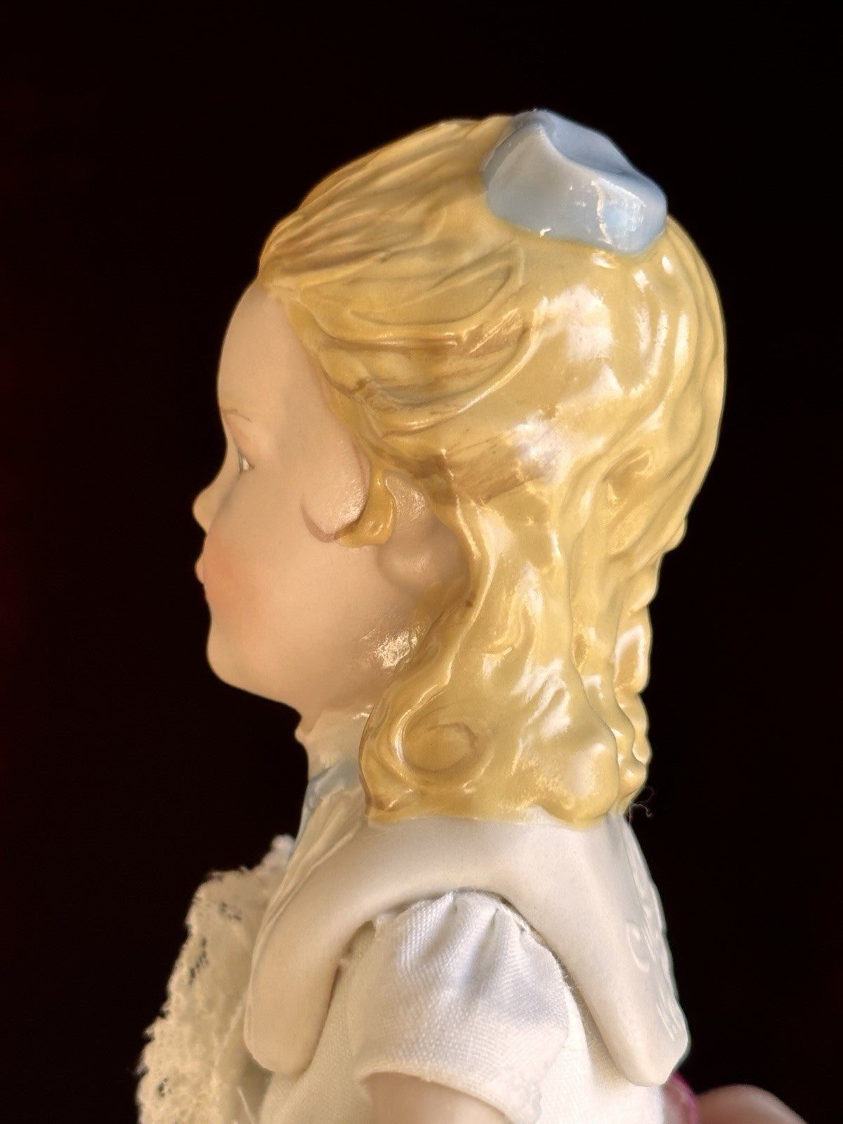 UFDC Artist Kathy Redmond 9” Porcelain Alice Doll