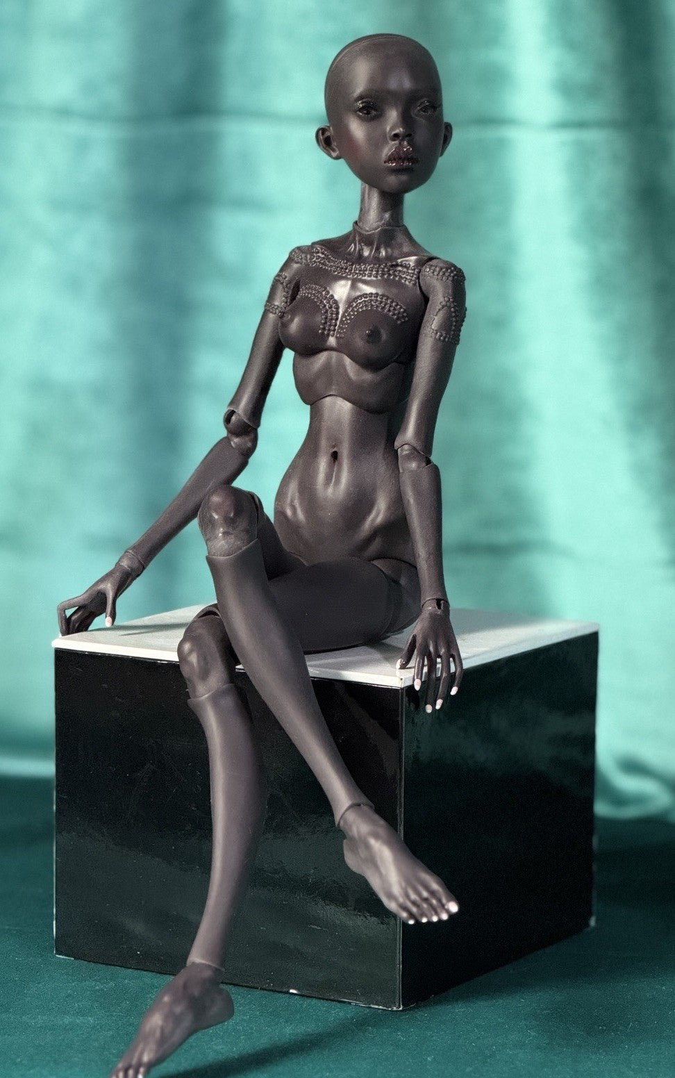 MIB Collectible Female Dark Complexion 13” BJD Resin Sumul Fashion Doll