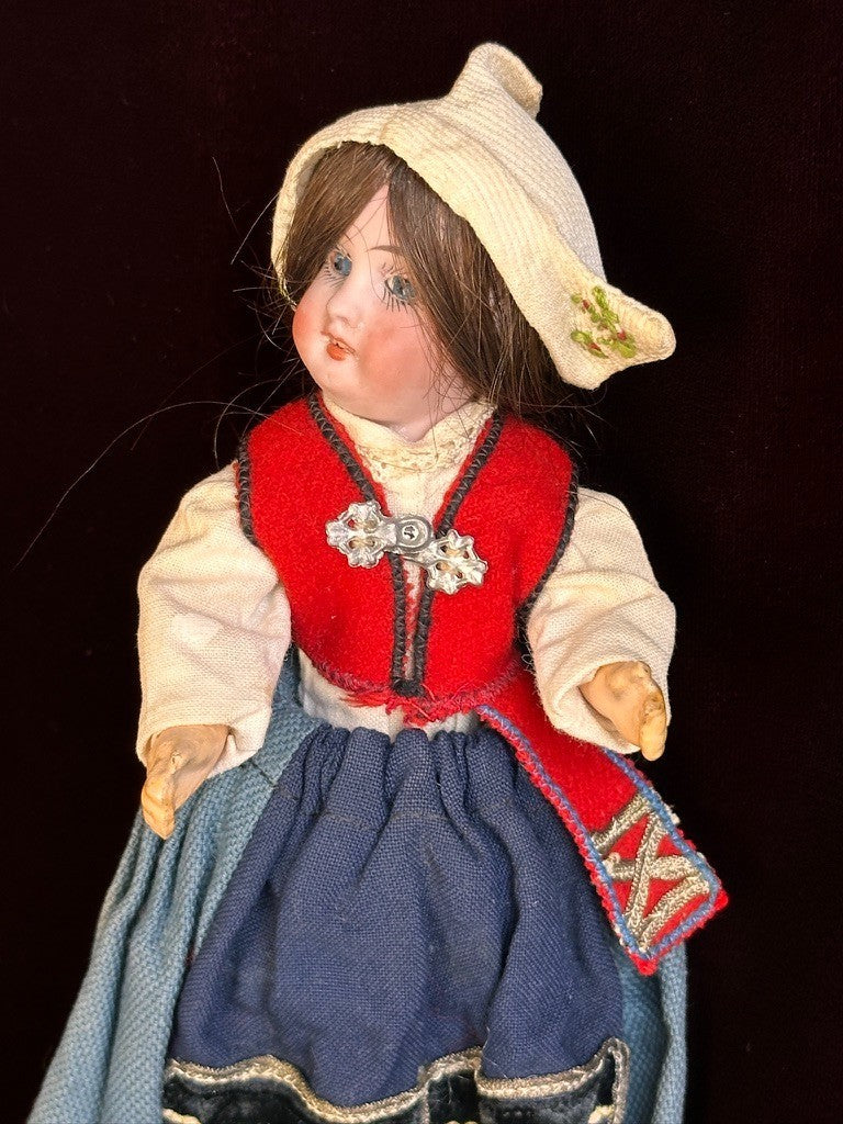 Antique German 8” Gebrüder Kuhnlenz 44-10 Bisque Head Doll