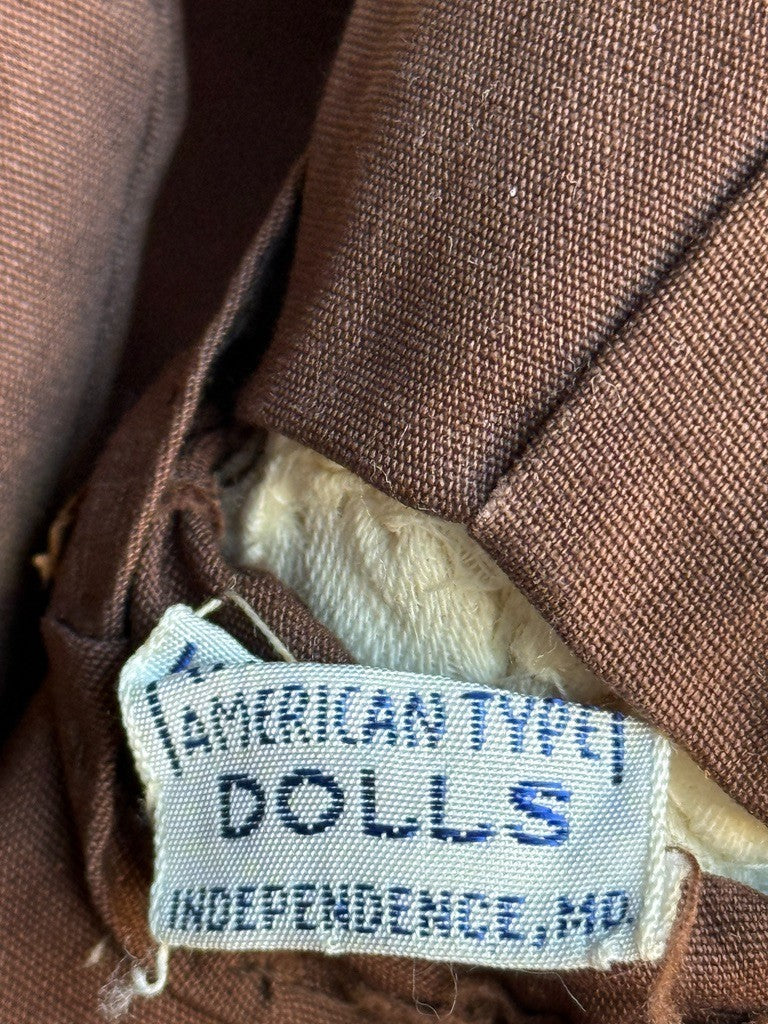 Pair of Vintage American Kimcraft Pilgrim Male and Female Dolls
