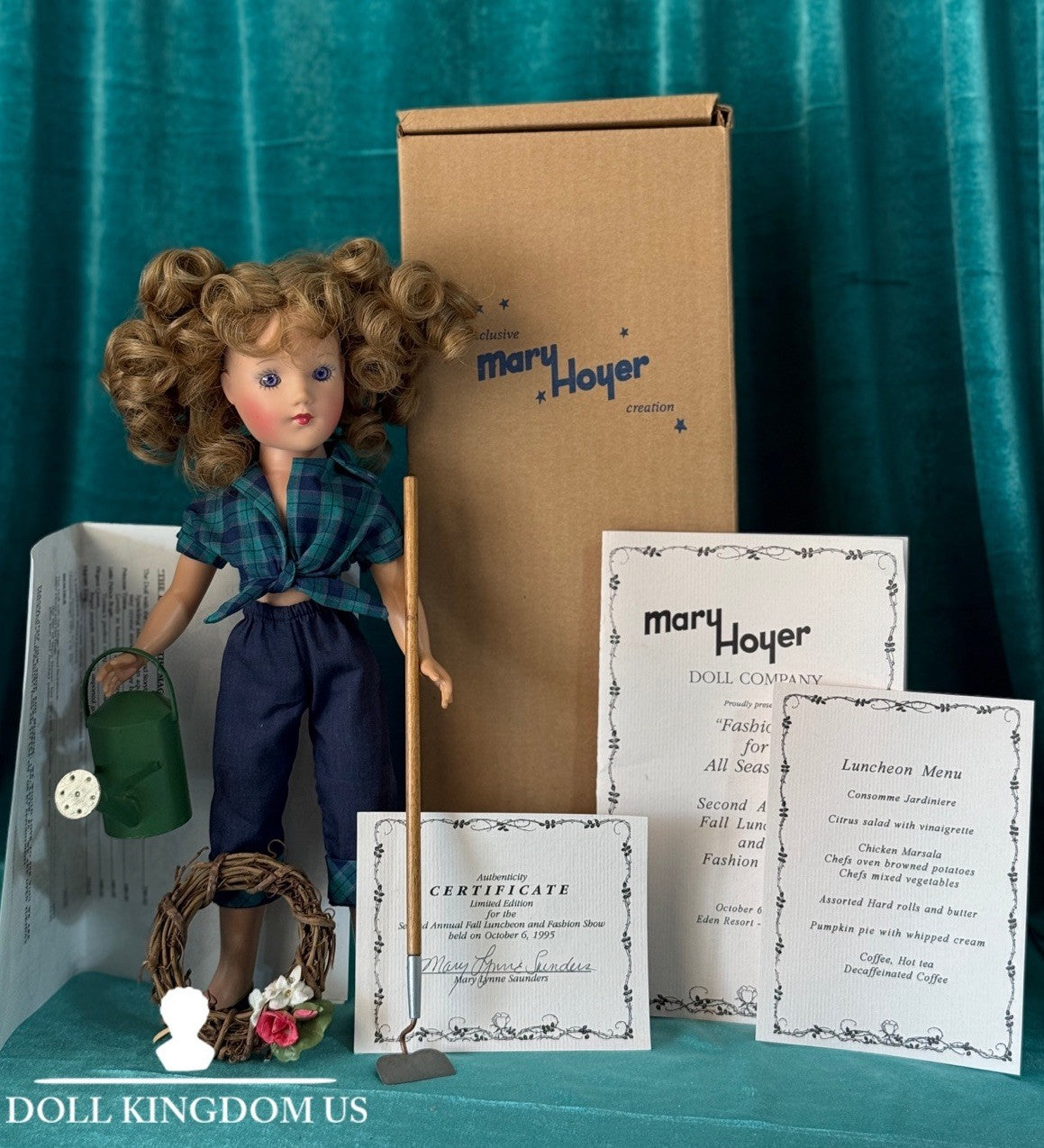 Modern Mary Hoyer Mary Lynne Vinyl Doll LE 200 Box/COA For Luncheon 1995