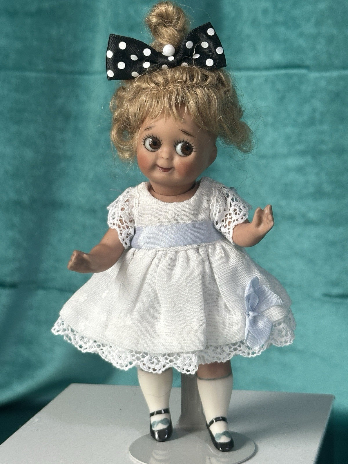 Vintage Reproduction of Antique German JDK 221 Googly Eyes 5” Doll