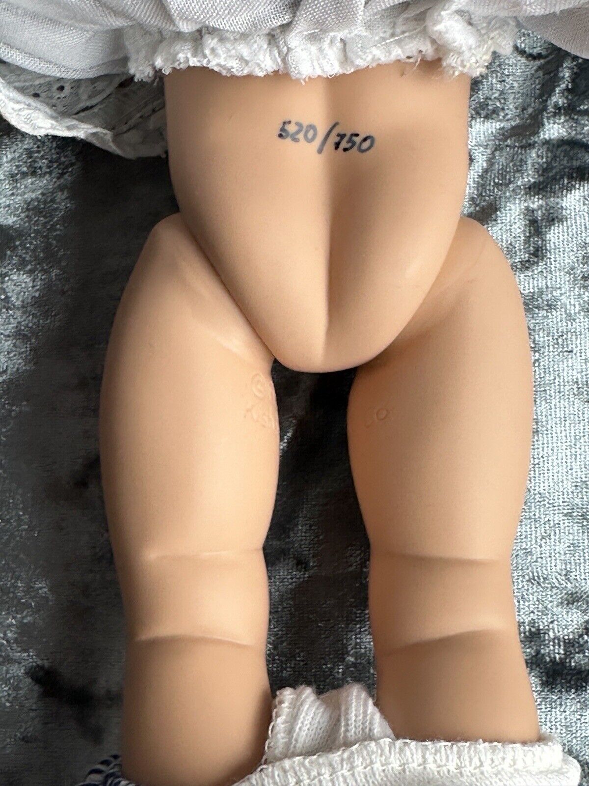 Collectible 12” Kish & Co Helen Kish  Goldilocks Vinyl Doll LE 750