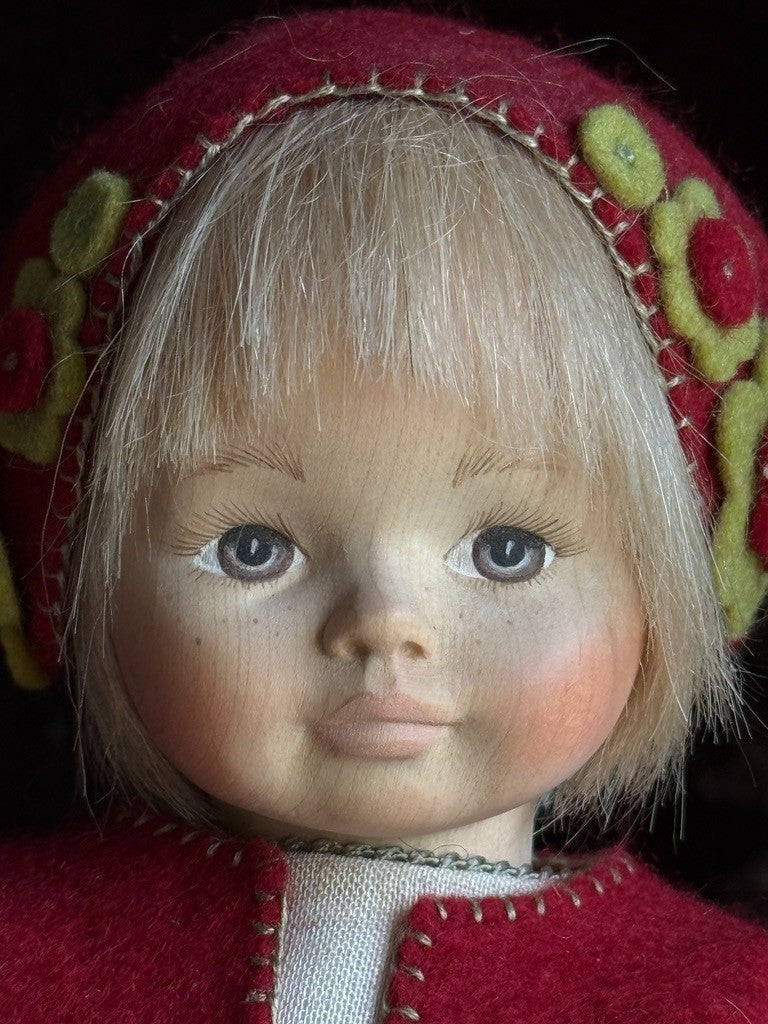 Collectible Erika Catellani 10.5” Carved Wooden Baby Doll Veronica LE 25