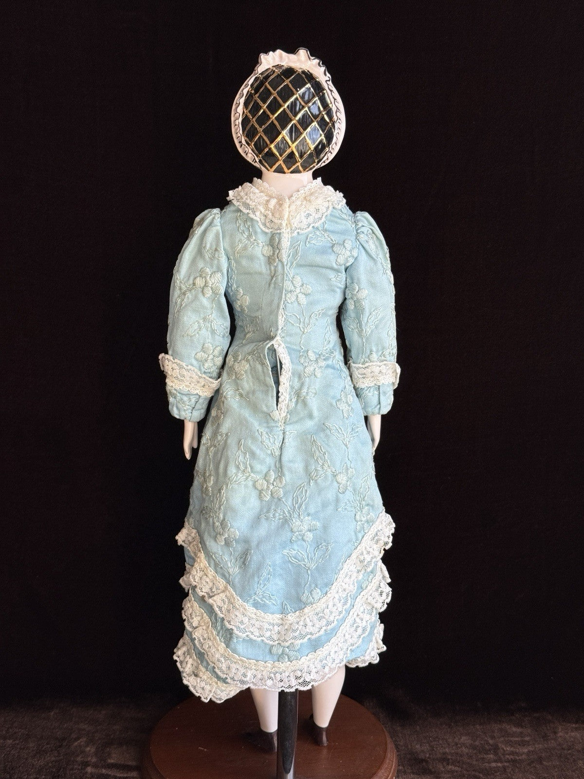 Vintage 1949 Porcelain 18” Reproduction of Antique Grape Lady by Emma Clear