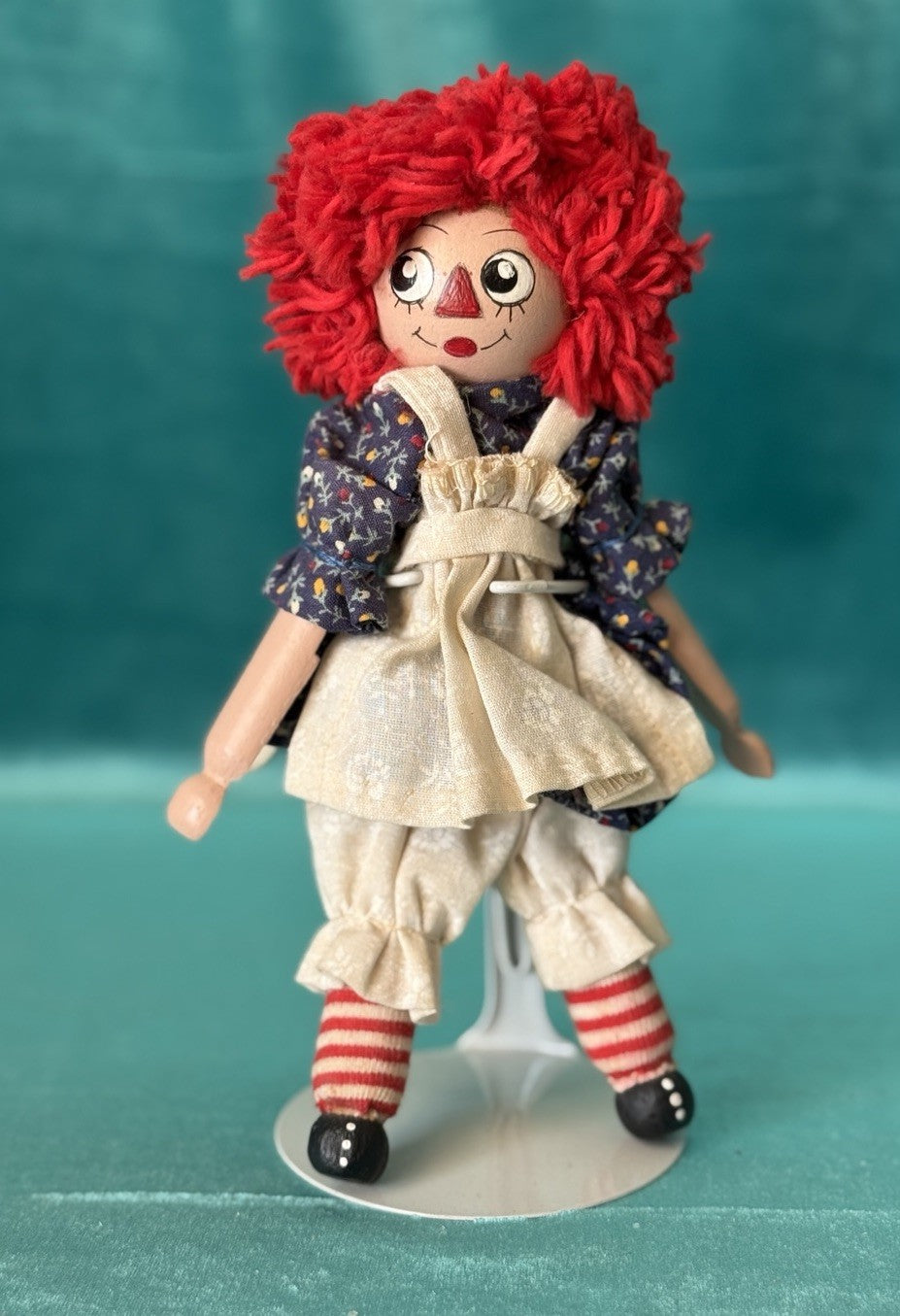 Lot Of 6 Vintage (?) Collectible Raggedy Dolls With Hand painted trunk