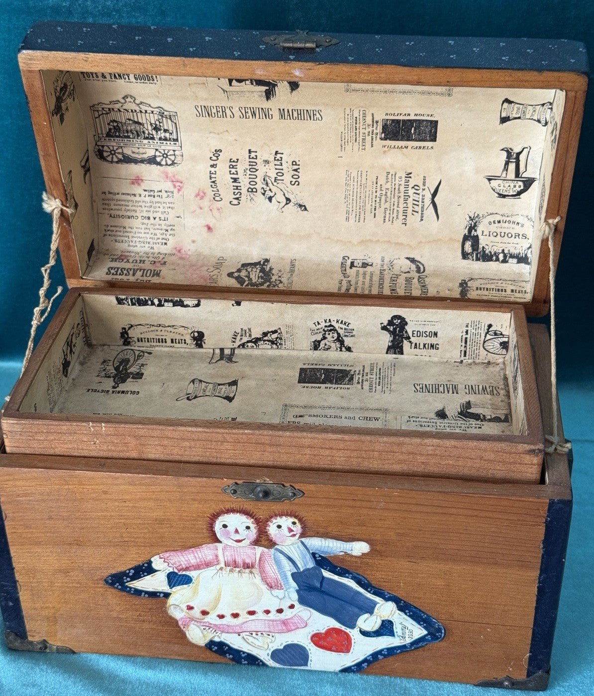 Lot Of 6 Vintage (?) Collectible Raggedy Dolls With Hand painted trunk