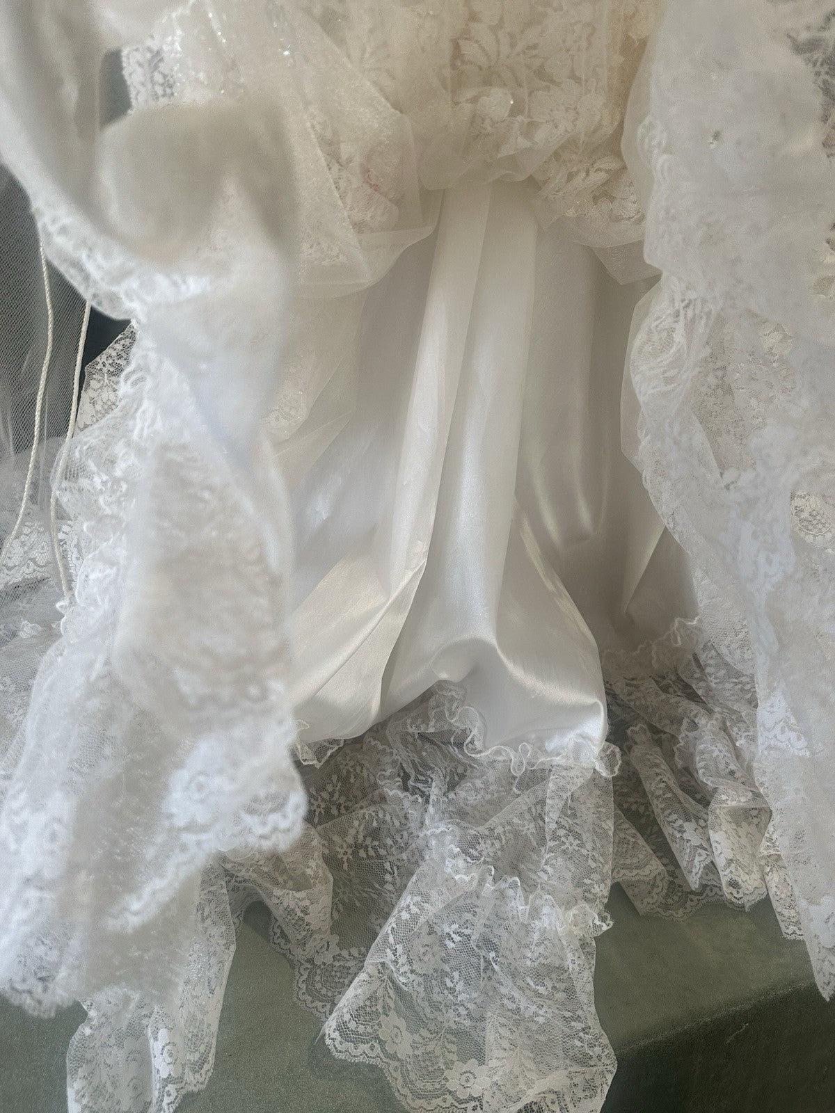 Collectible Large 42” Porcelain Doll “Victoria ” by Rustie LE 1500 COA/Stand