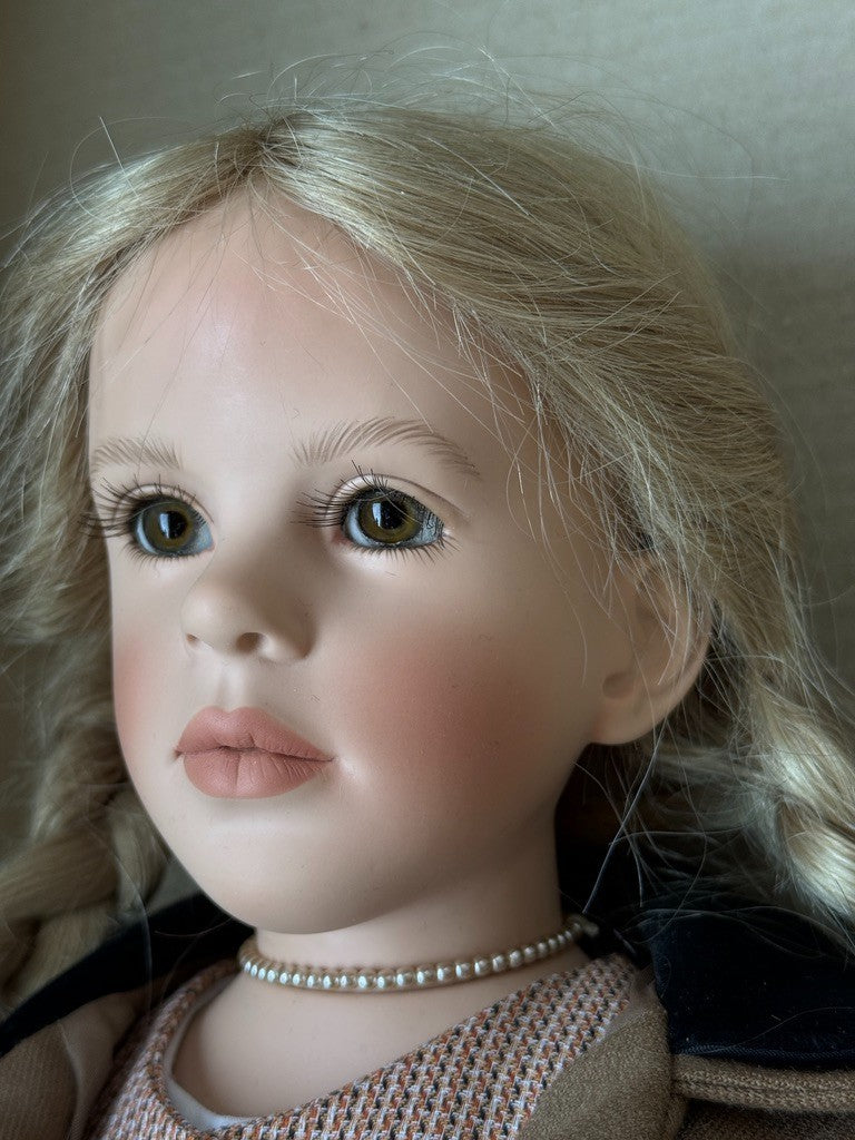Collectible Vinyl 25” Juanita-Anita Doll by Vera Scholz WMP New in Box