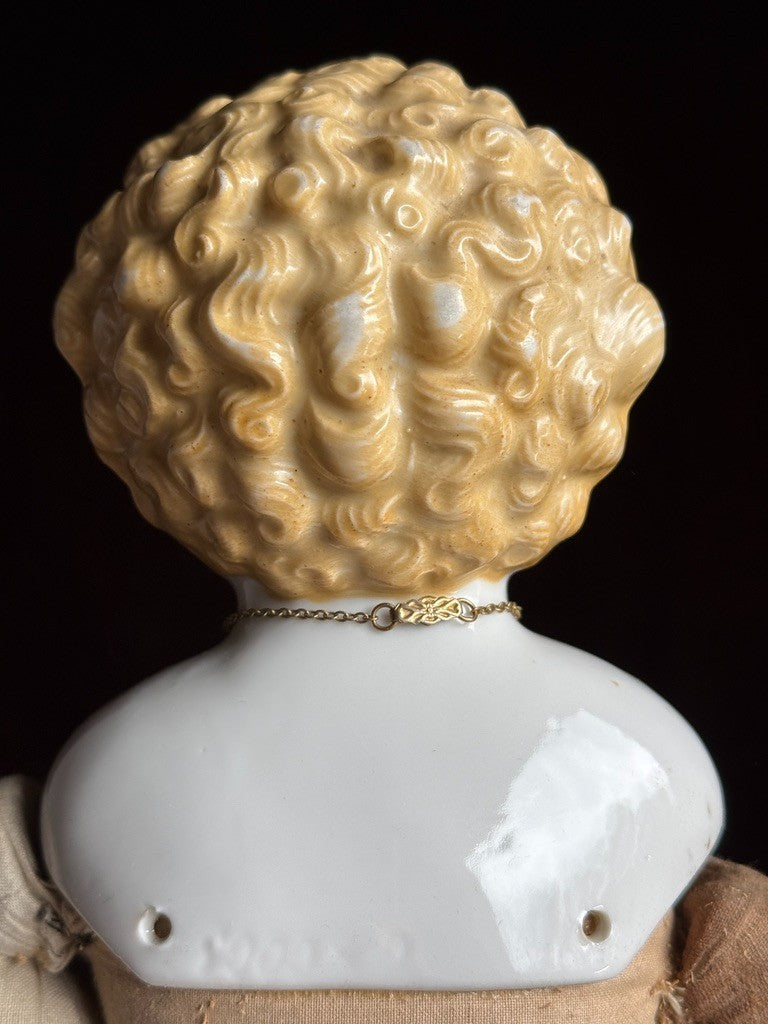 Antique German 21.5” ABG Alt Beck Gottschalck 1000 Highland Mary China Head Doll