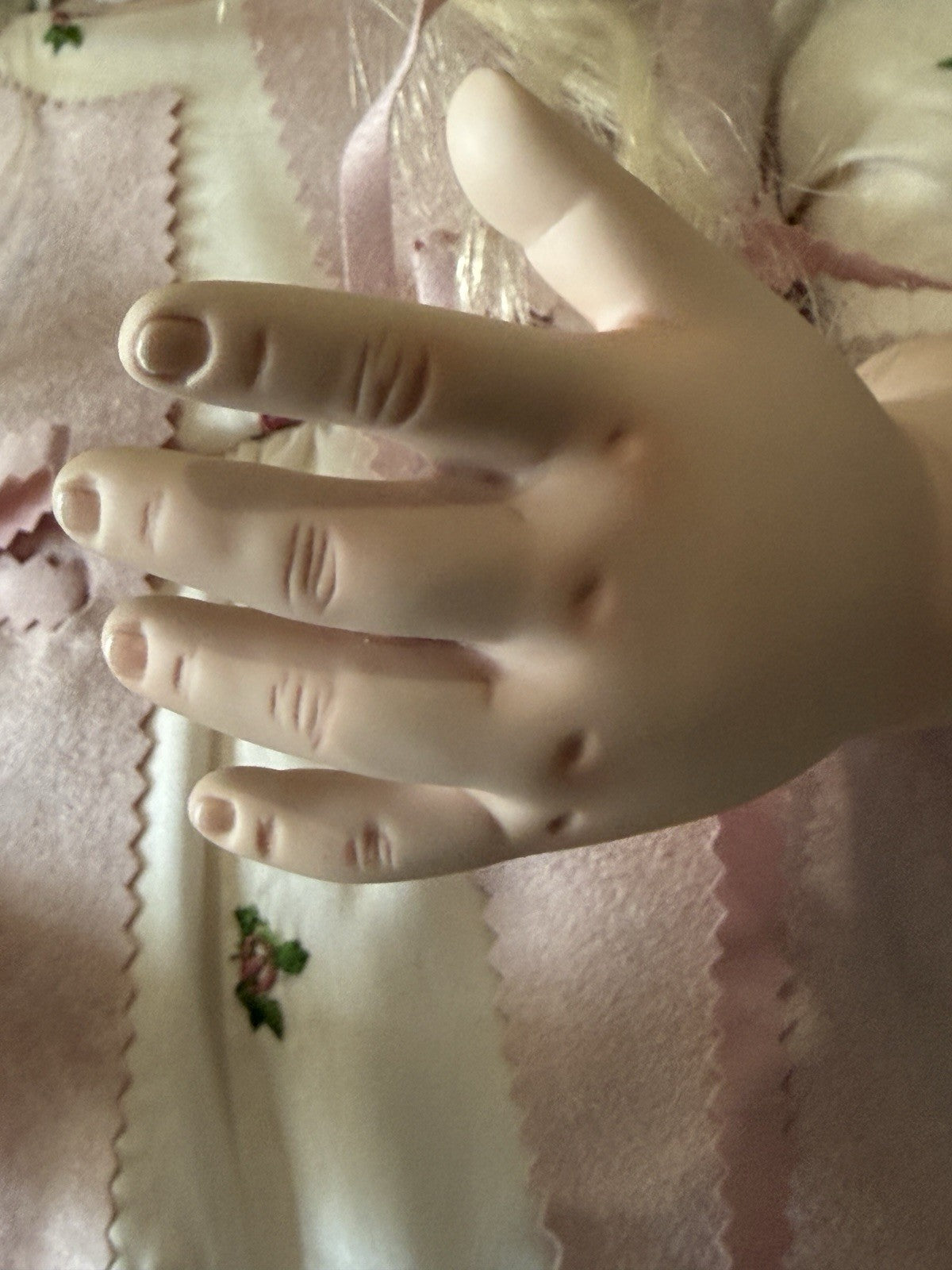 Artist Hildegard Gunzel Porcelain 27” Doll “Angel” LE 750