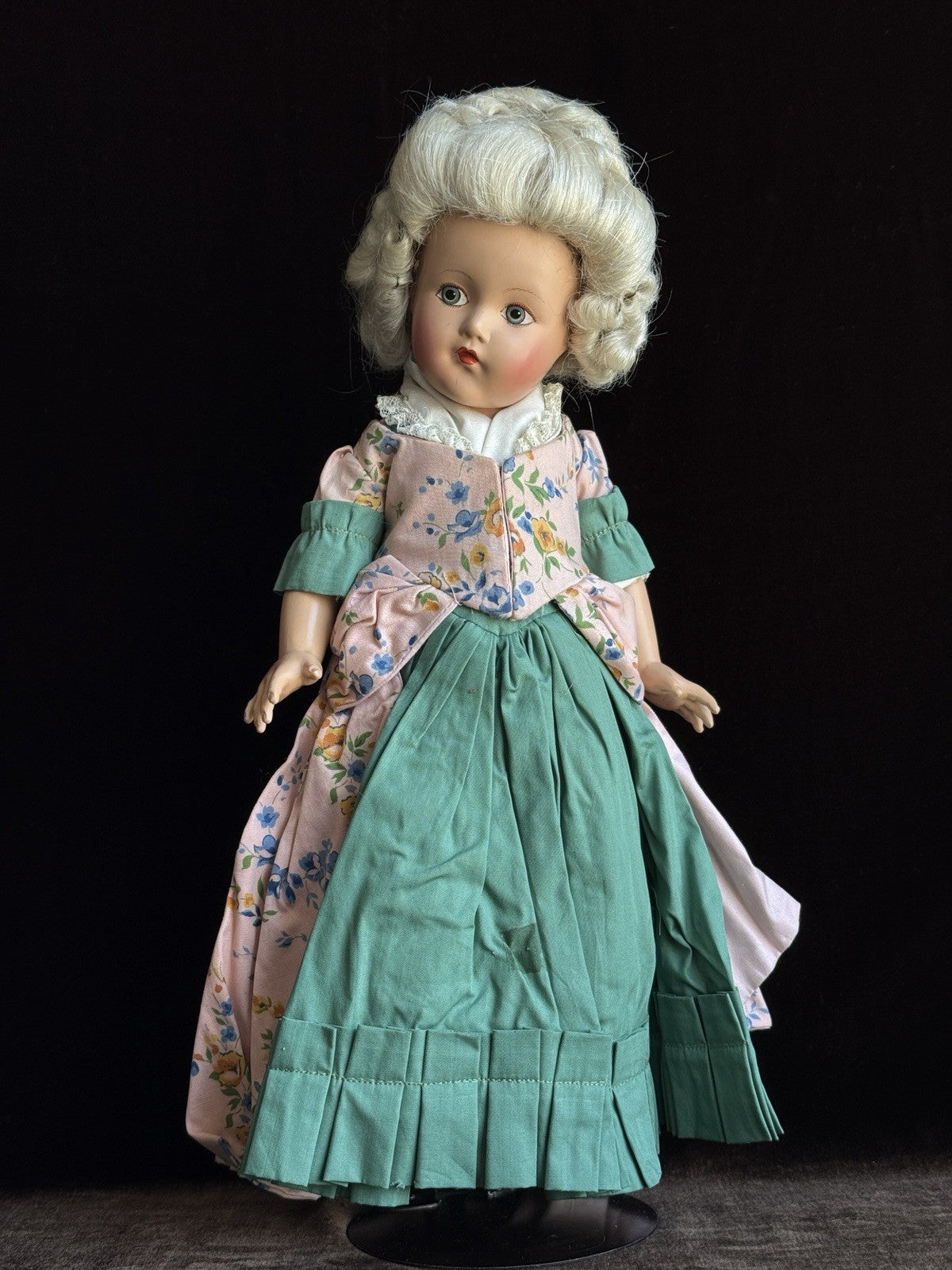 Vintage Effanbee 15.5” Composition Anne Shirley Historical Revolutionary Doll