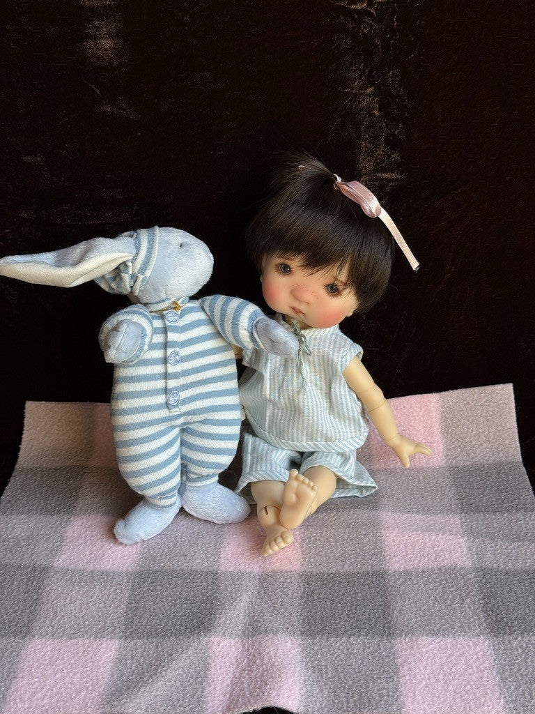 Rare Meadow Tella 11.5" BJD Resin Full Set Doll Dressed with Teddy Bear /Blanket