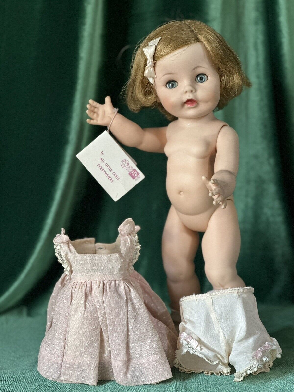 All Original Vintage 1960’s Madame Alexander Caroline Kennedy 15” Doll