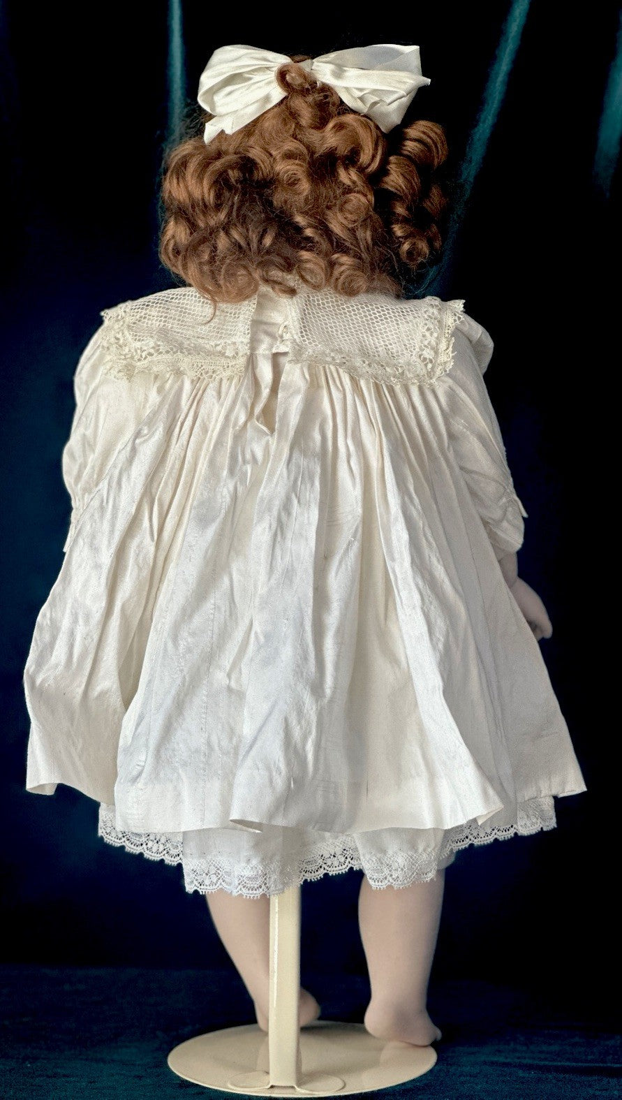 Collectible Artist 22” Porcelain Doll “Moni” by Ruth Treffeisen LE 51/100 COA