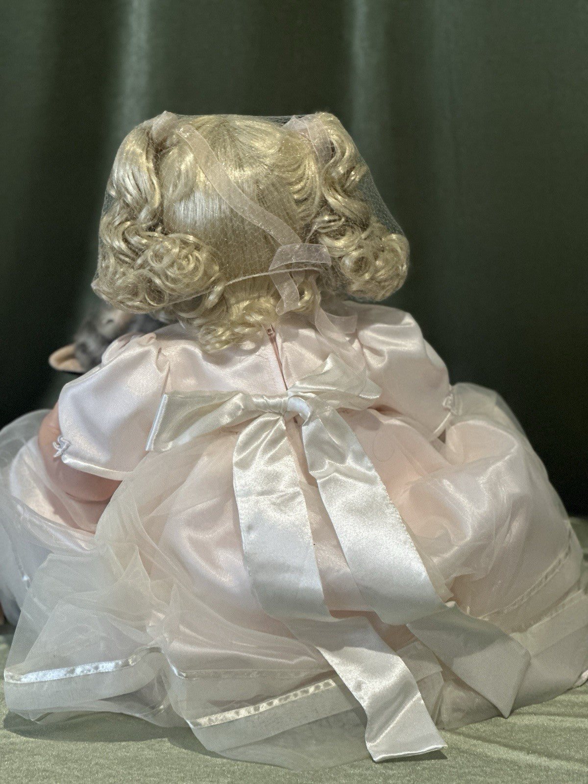Vinyl 25” Doll “Cat’s Meow” Fayzah Spanos LE 300 Box/Tag/COA