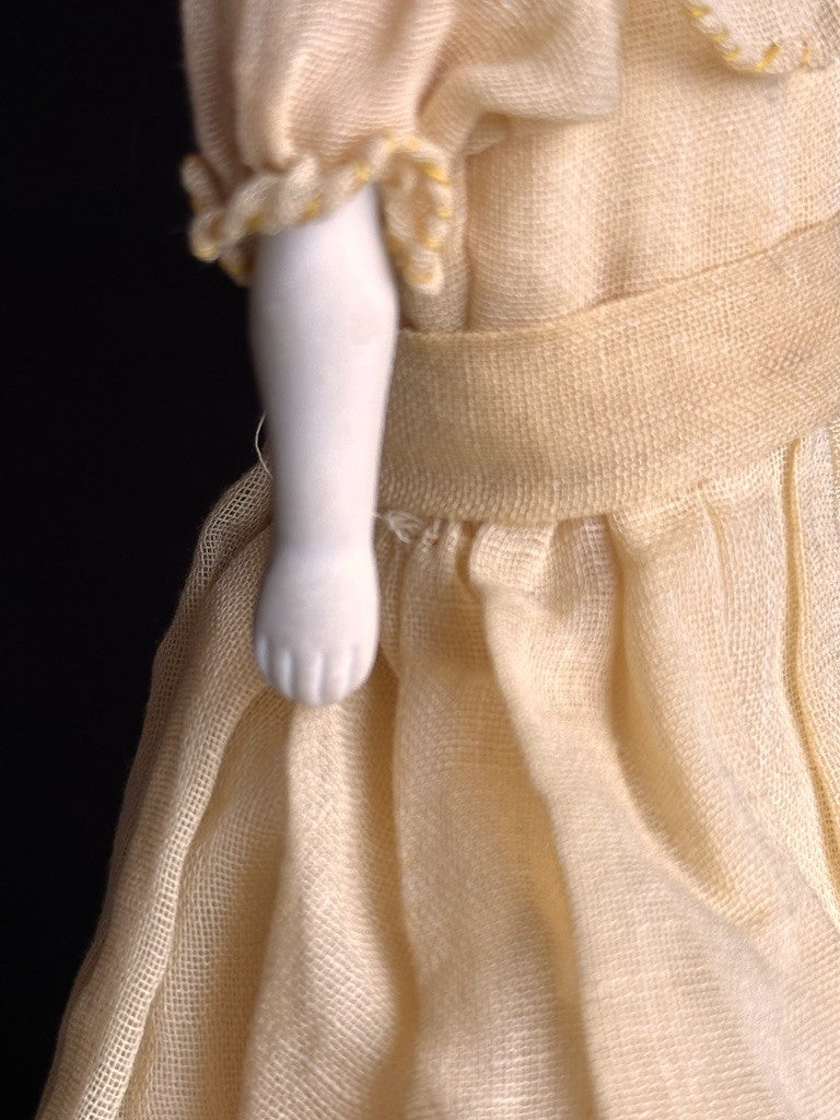 Antique German Cabinet Size 9.75” Flat Top China Shoulder Head Doll