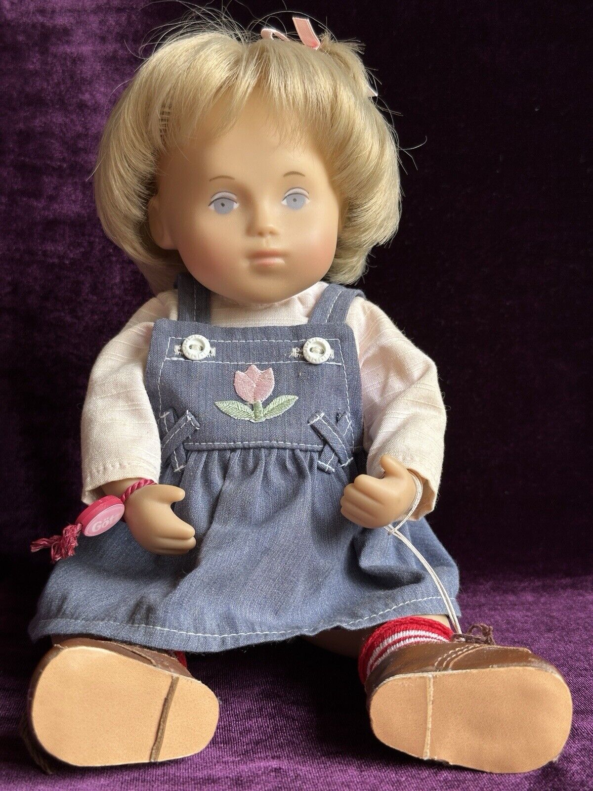 Collectible Vinyl 12” GOTZ Sasha Meike Doll 2001