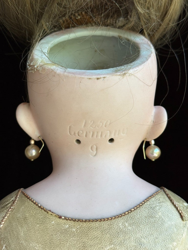 Antique German 22” Simon Halbig 1250 Bisque Shoulder Head Doll
