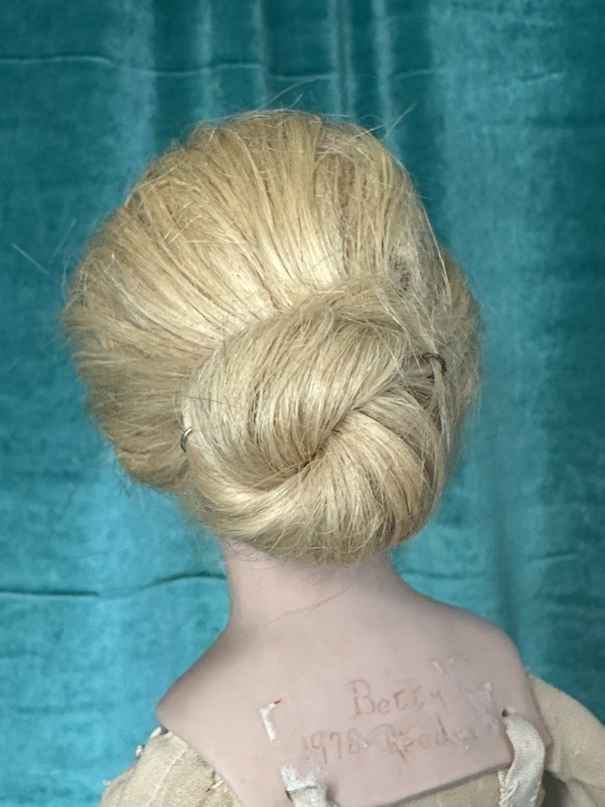 Vintage 1970’s Reproduction of Antique German Kestner Gibson Girl 15” Doll