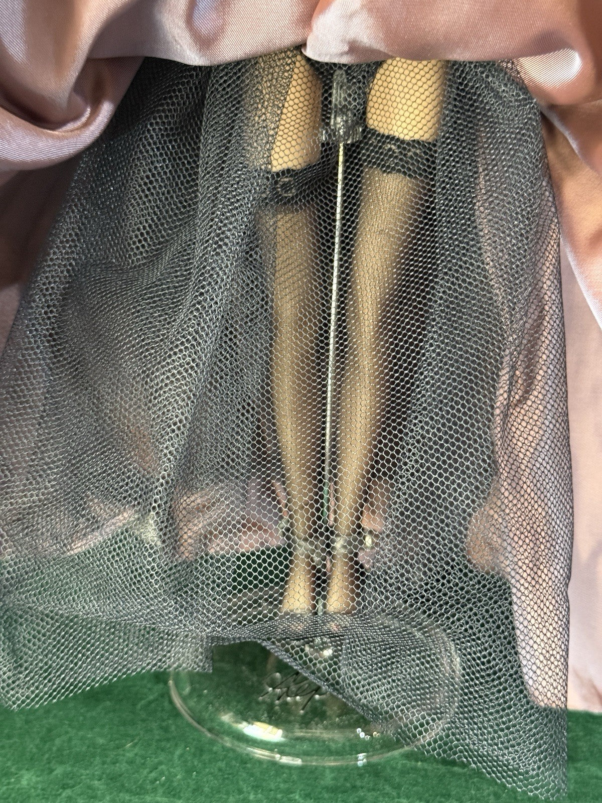 Madame Alexander Fashion Doll "Museum Gala Alex" Brunette COA/Box/Tag/Stand