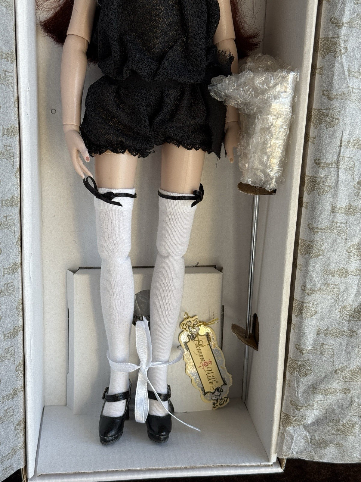 Tonner Ellowyne Wilde Feeling Drained Fashion Doll Box + Outfit and Accessories