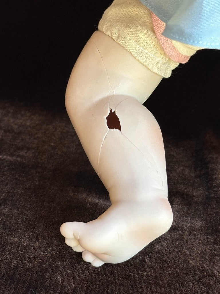 Italian Artist Beatrice Perini Porcelain Baby Doll Fiore with Tag LE 20 Damaged