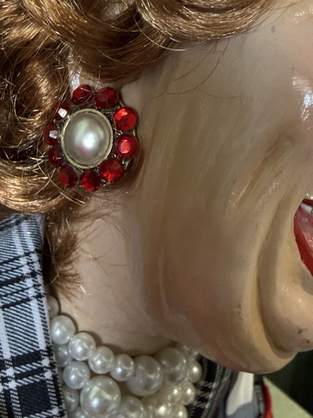 Collectible Wayne Kleski Katherine’s Collection Mae Queen Of The Day 30” Doll