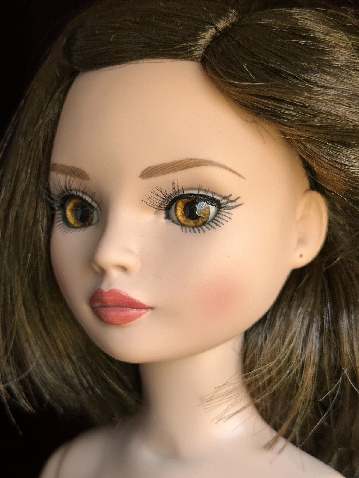 Tonner Essential Ellowyne Wilde Seven - Brown Fashion Doll in Box + Outfits