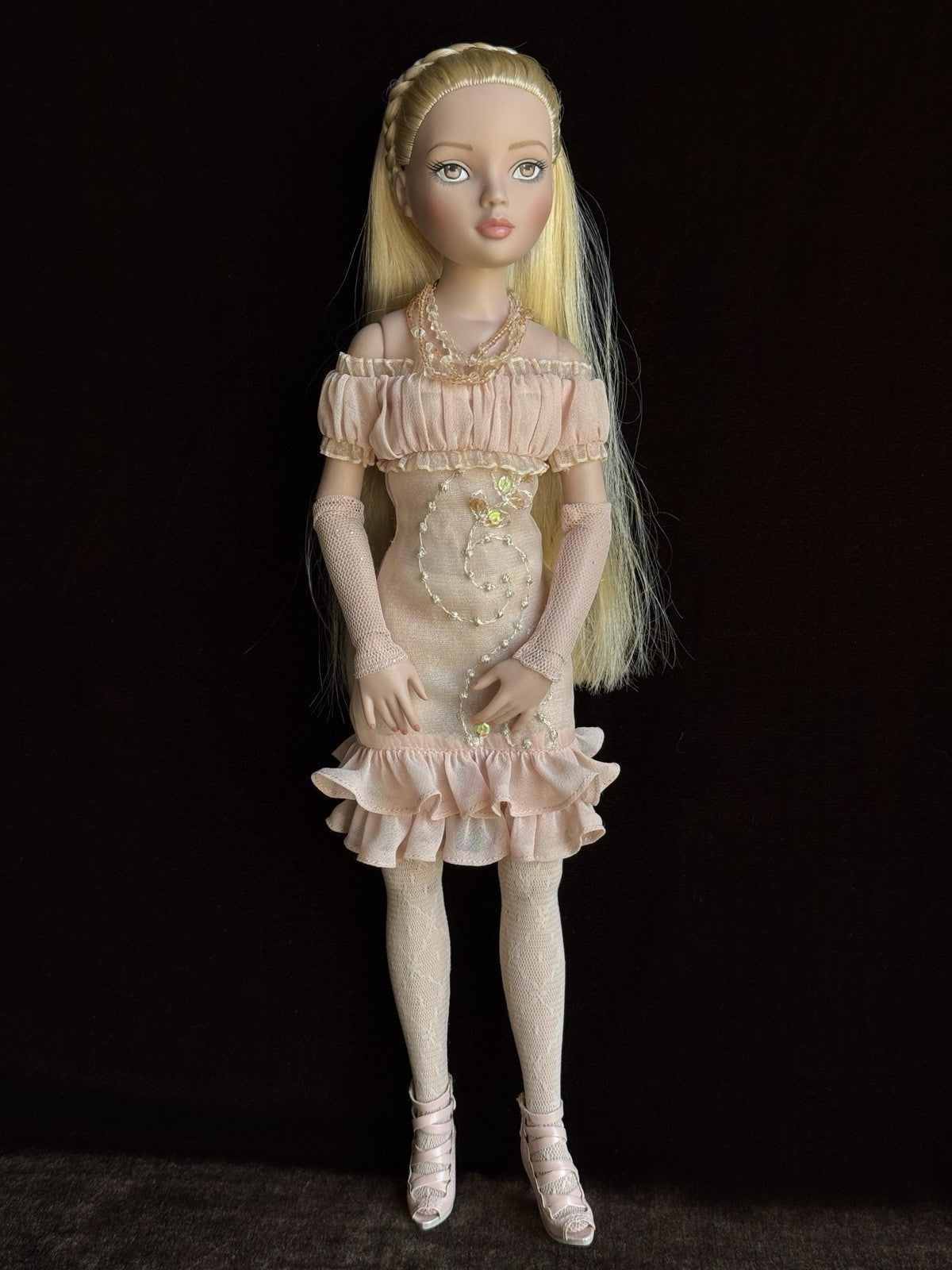 Tonner Ellowyne Wilde Bon Voyage Fashion Doll