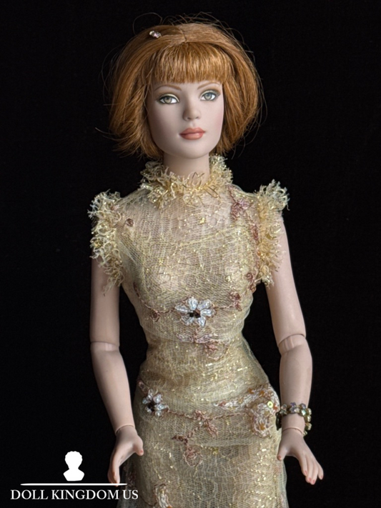 Collectible Tonner Tyler Wentworth Autumn Gold Fashion Doll