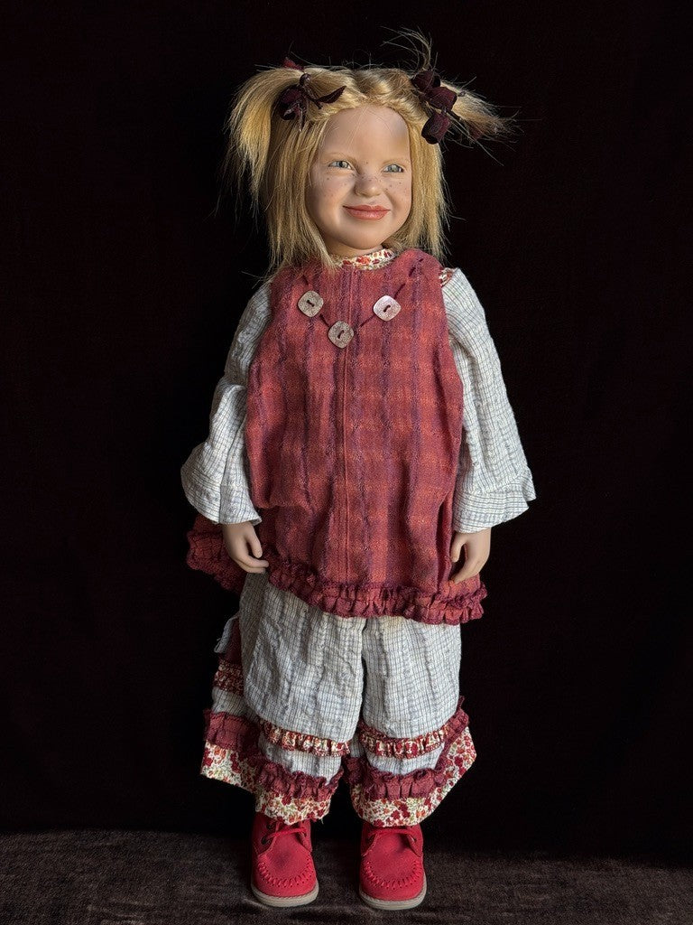 Lifelike Zwergnase 22” Vinyl Annemor Doll 2002 LE 250 with Tag and Box