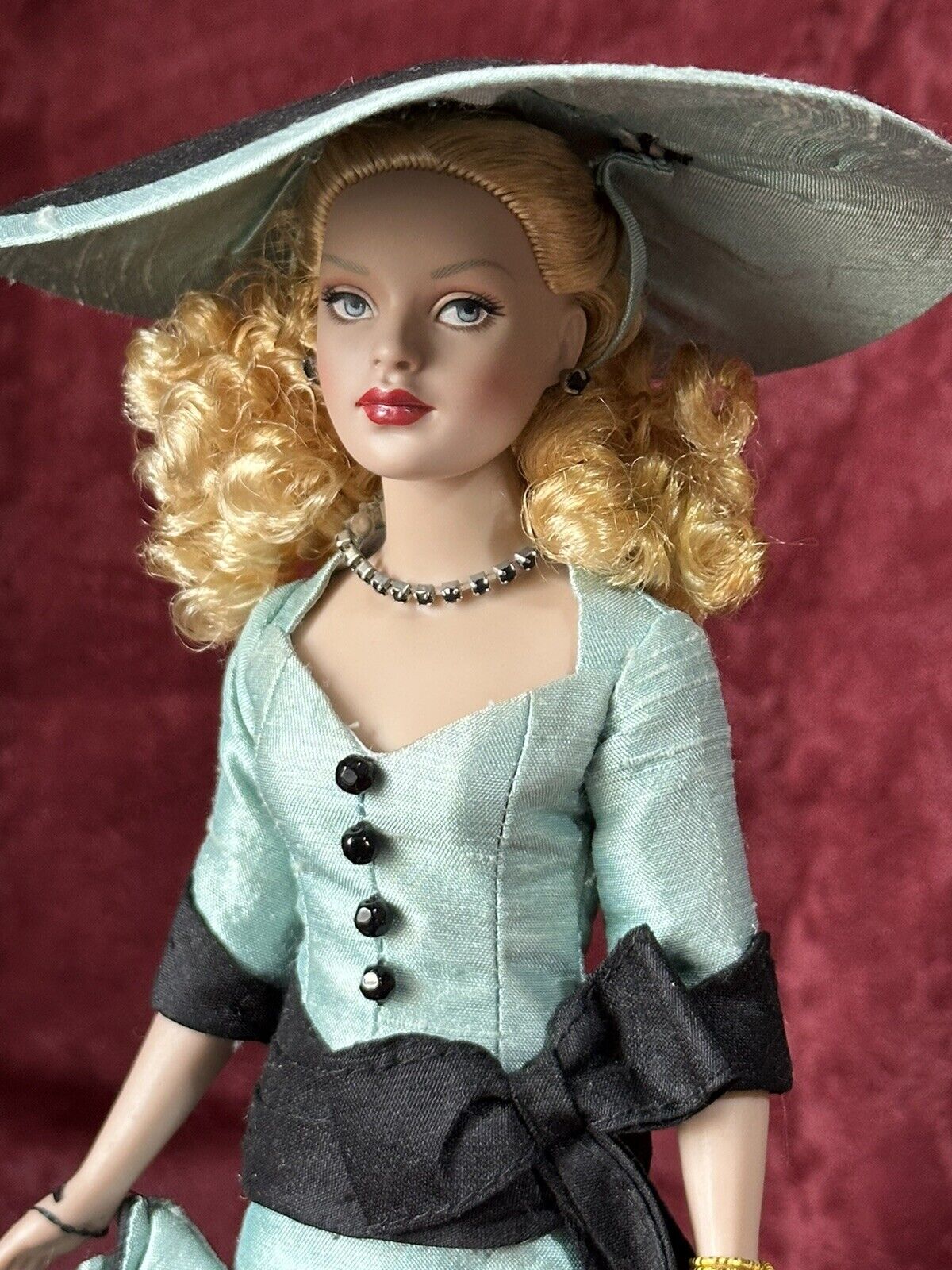 Collectible Tonner Tiny Kitty Collier 10" Doll “Little Miss Kitty" Tag/Stand