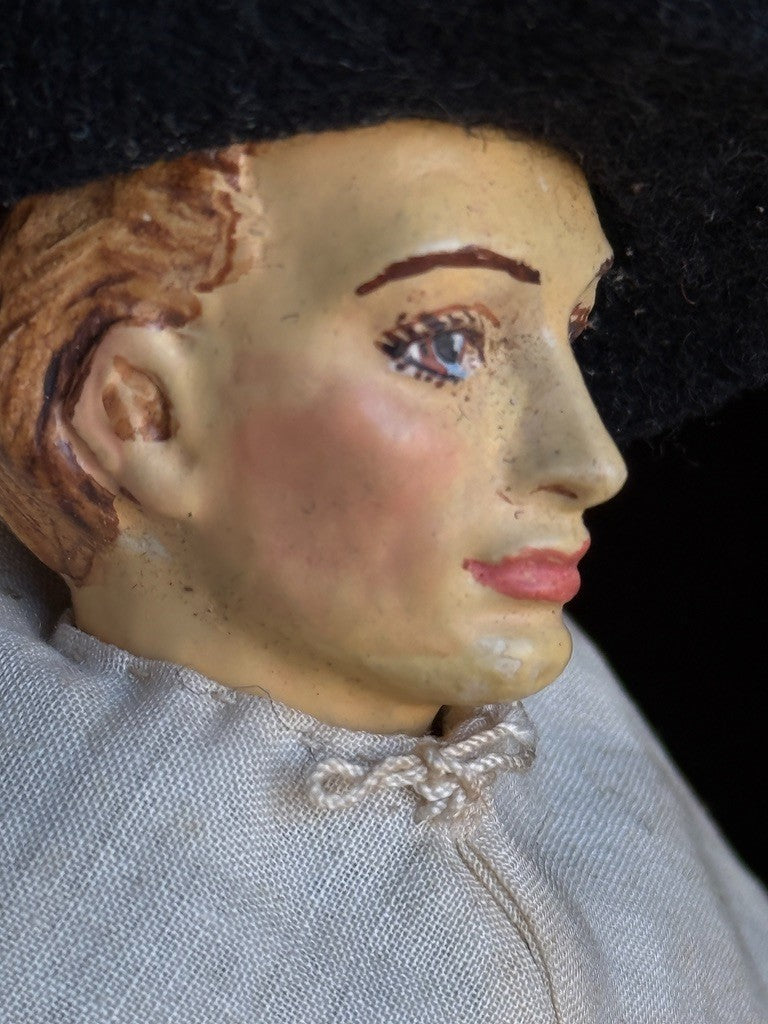 Pair of Vintage American Kimcraft Pilgrim Male and Female Dolls
