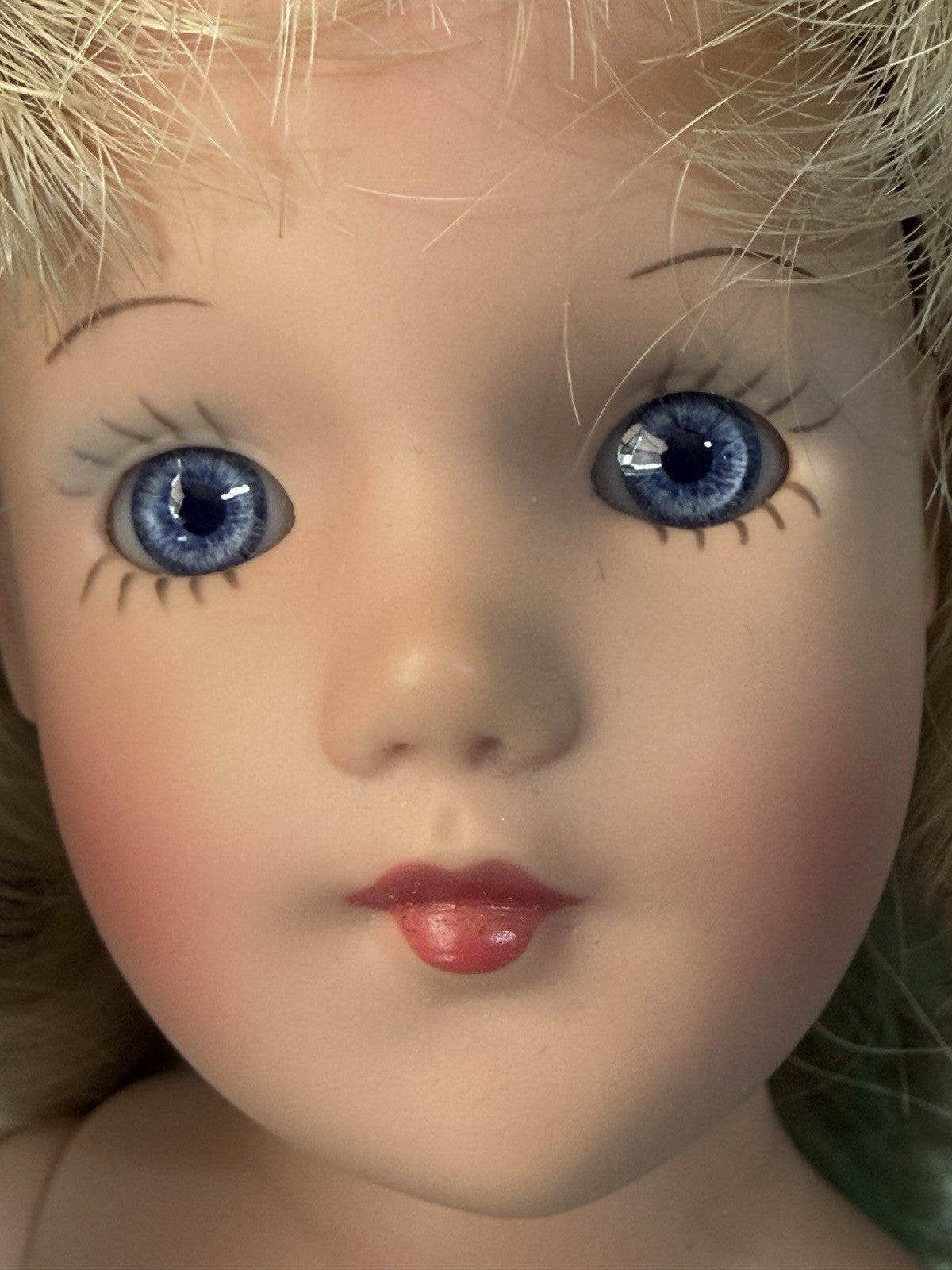 Modern Mary Hoyer Mary Lynne Saunders Vinyl 13” Doll