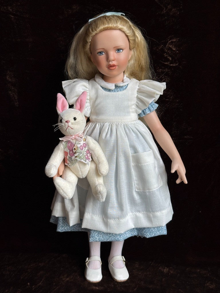 Rare Robert Tonner Porcelain 14” Classic Alice Doll LE 50 in Box