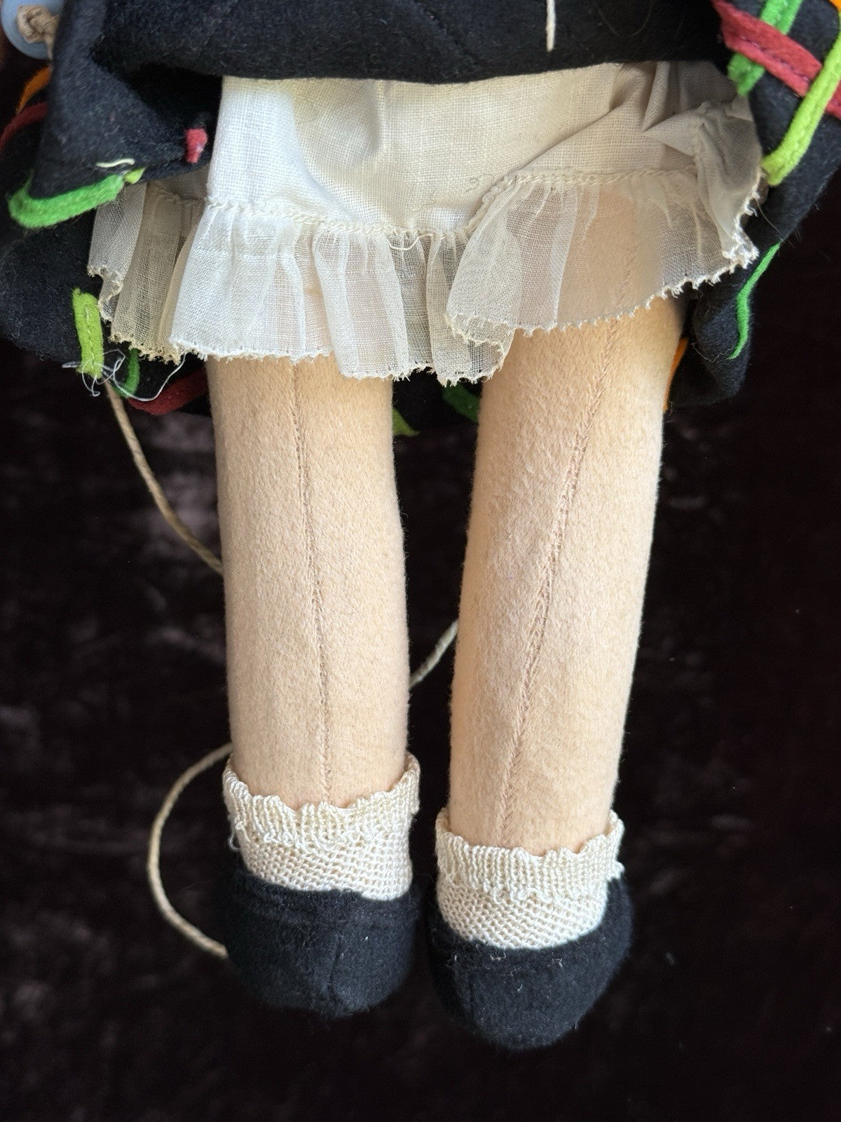 Vintage Italian 14.5” Lenci Lucy Felt Cloth Character Girl Doll with Jump Rope